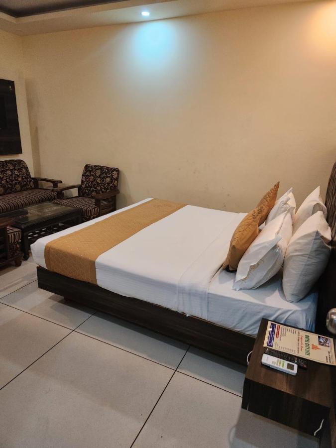 Hotel City Lite Delhi Új-Delhi Kültér fotó