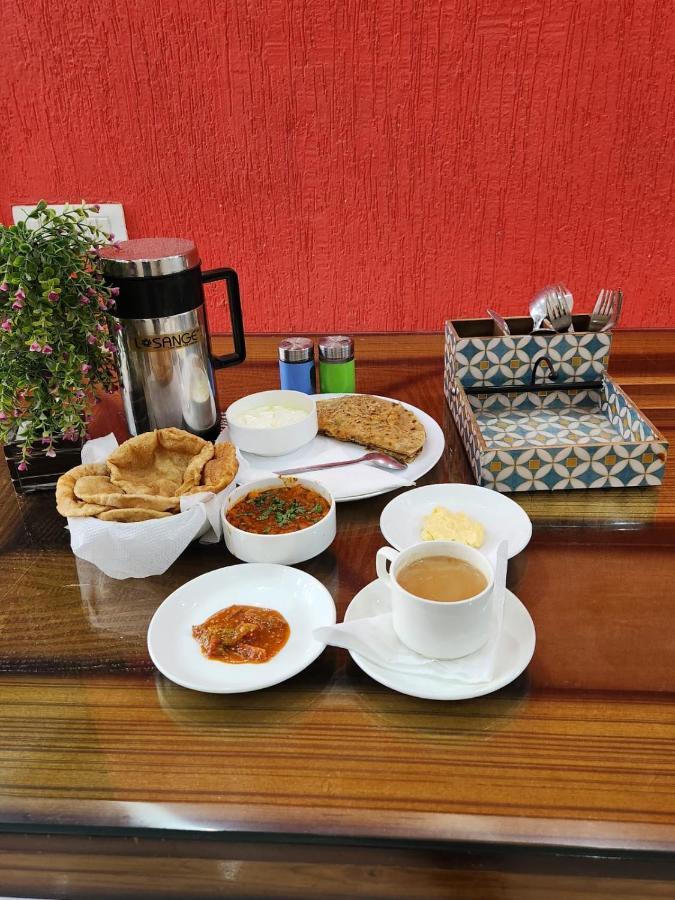Hotel City Lite Delhi Új-Delhi Kültér fotó